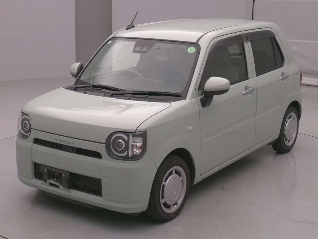 Daihatsu Mira Tocot LA550S 2021